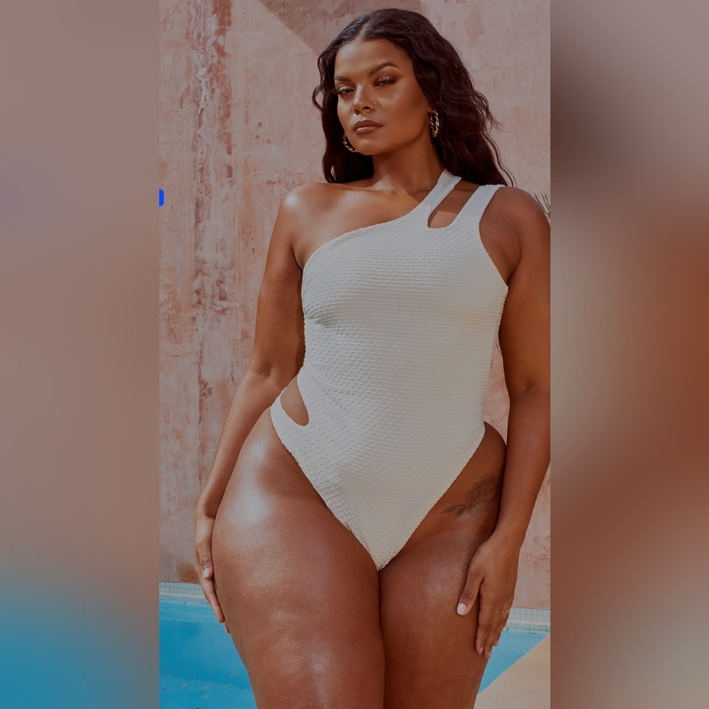*SOLD* Waffle One Shoulder One Piece Swimsuit
